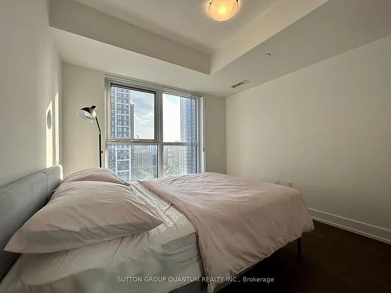 5 Mabelle Ave #1532 — Photo 14