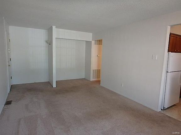 3rd image of 8724 Santa Bella Dr APT D