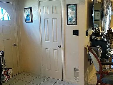5th image of 9315 Fernhill Ave