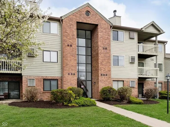7220 Village Parkway Dr #8, Indianapolis, IN 46254