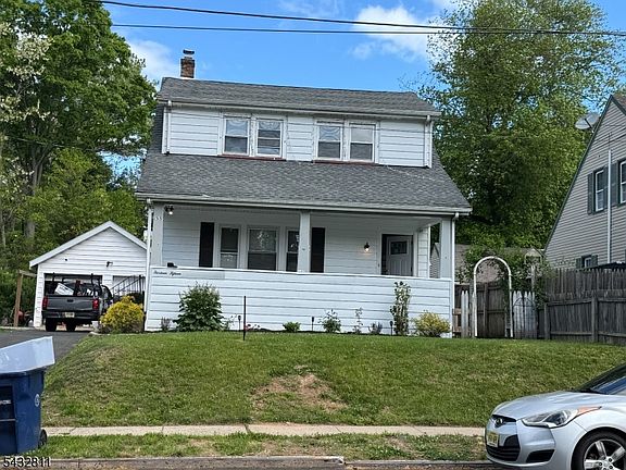 2nd image of 1315 Murray Ave