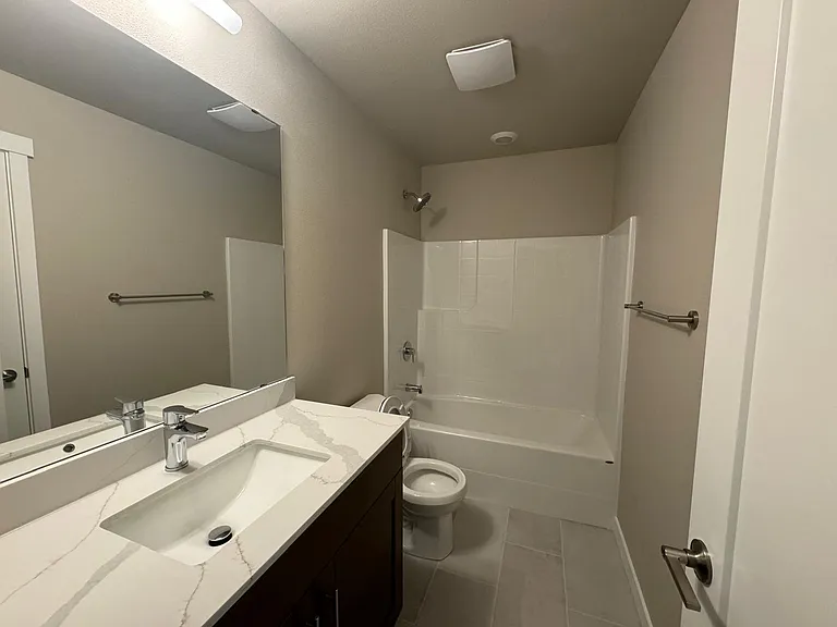 13730 Manor Way — Photo 8