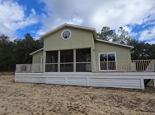 632 Carver Cir, Alford, FL 32420