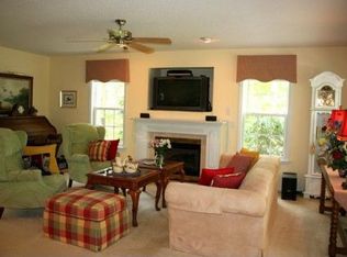 51 Winfred Dr, Raleigh, NC 27603