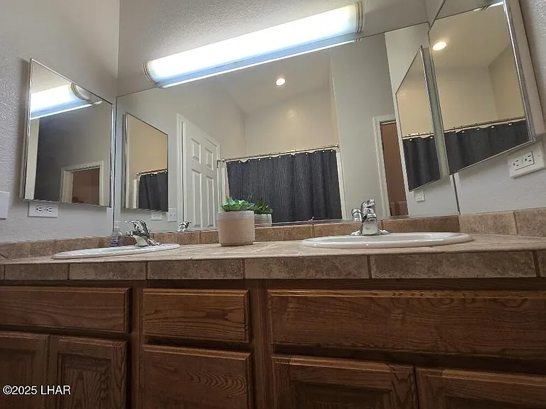 3470 Kearsage Dr #E102 — Photo 26