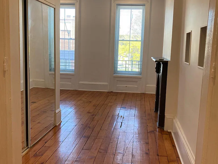358 Main St #2A — Photo 3