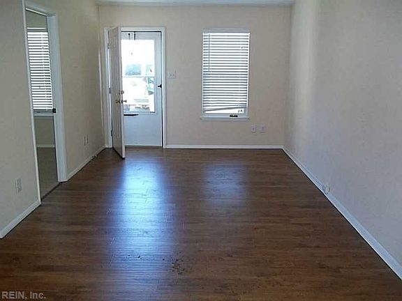 4th image of 805 Dora Ct