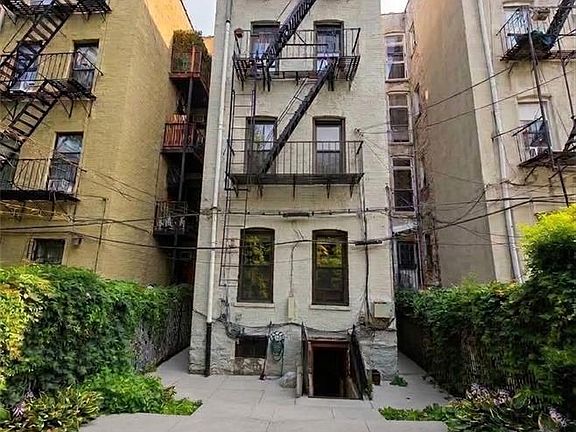 2nd image of 344 21st St