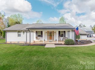 528 Johnson Dairy Rd, Mooresville, NC 28115