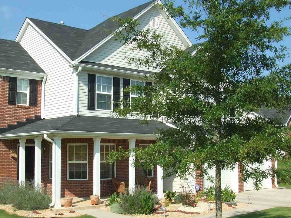 Mediterranean flair in Suwanee