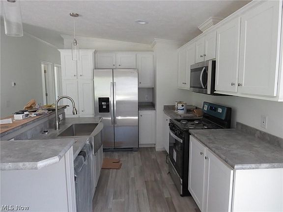 5th image of 2659 Eagle Point Dr