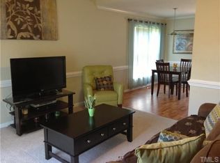 7640 Troy Stone Dr, Fuquay Varina, NC 27526