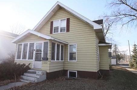 2nd image of 901 12th Ave S