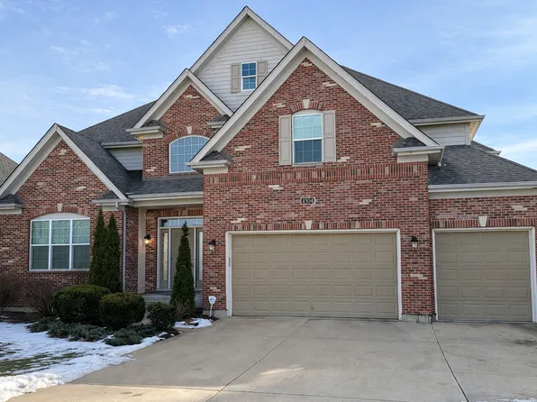 4304 Champion Rd, Naperville, IL 60564