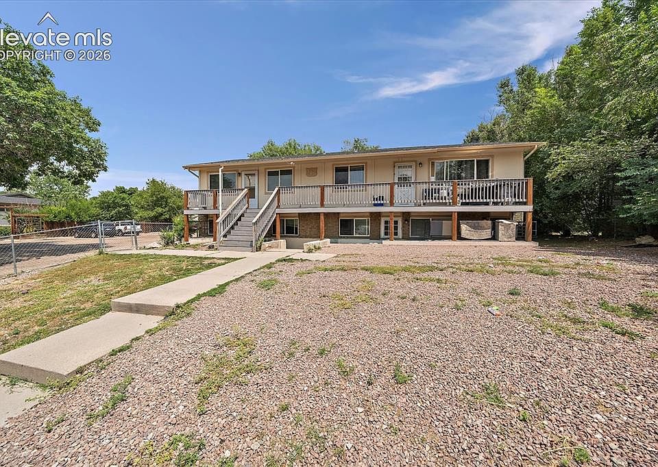 1st image of 325 Bonnie Ct