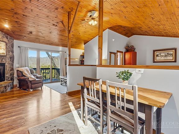 3rd image of 140 Lindale Ridge #504
