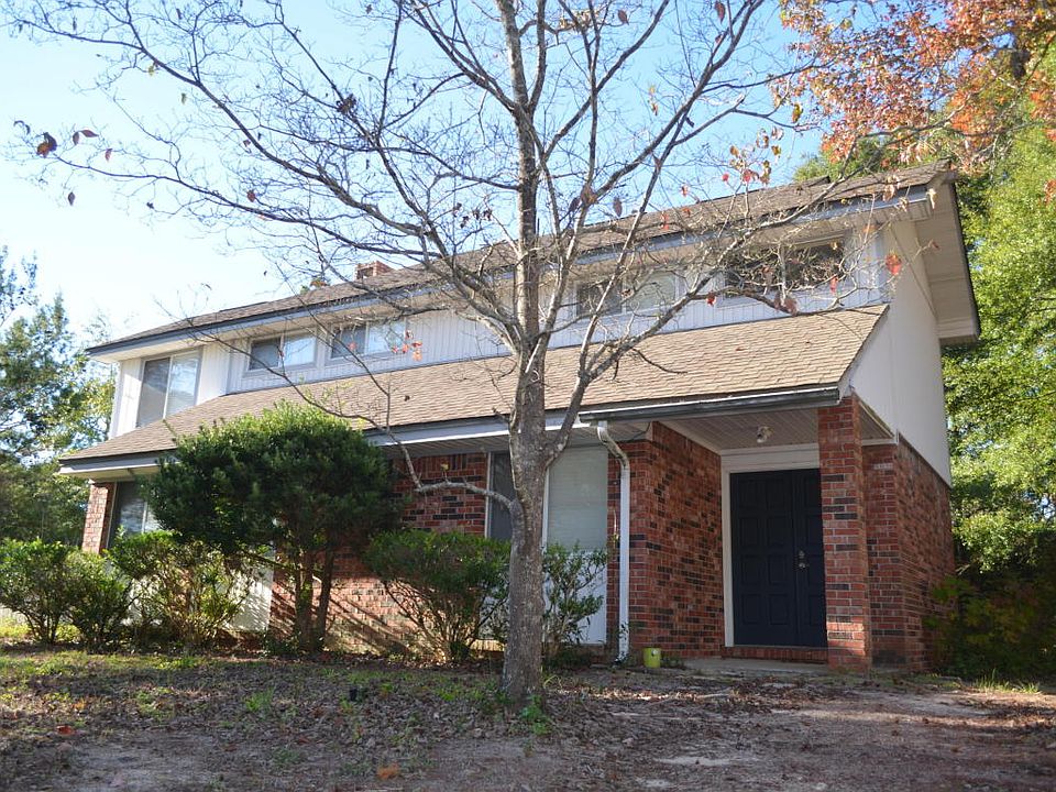1st image of 2427 Edgewater Dr