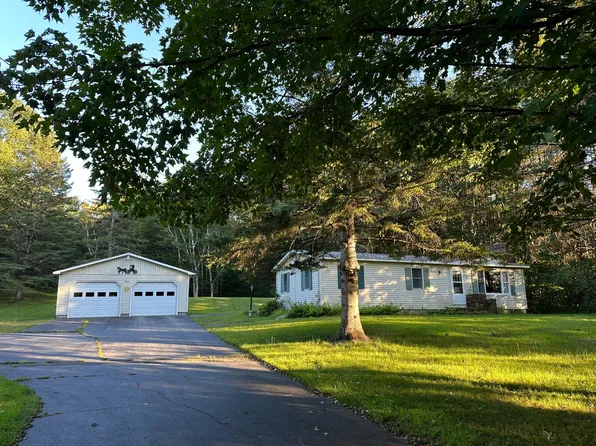 541 Skowhegan Road, Norridgewock, ME 04957