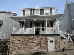 409 Carbon St, Weatherly, PA 18255