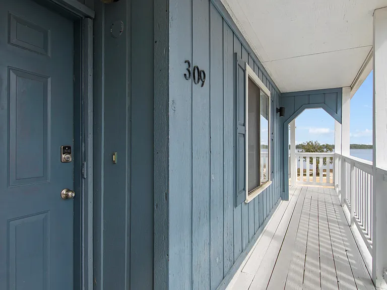 300 Cain Rd #309 — Photo 16