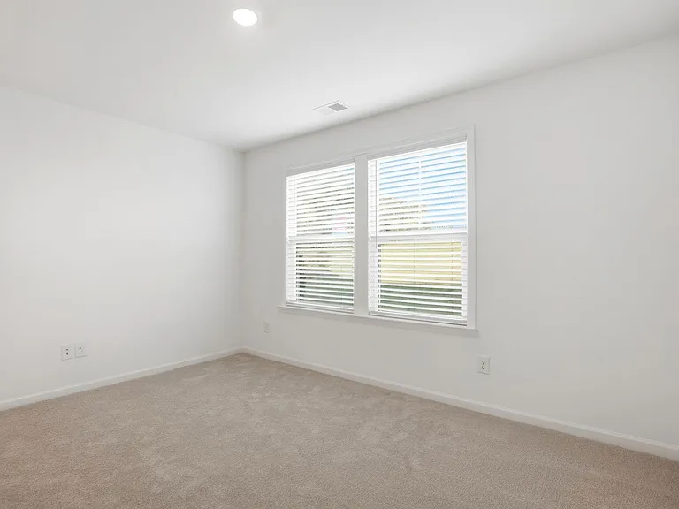 3016 Rexton Ln — Photo 10