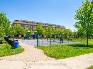 15 Cornell Meadows Ave #A206, Markham, ON L6B1B6