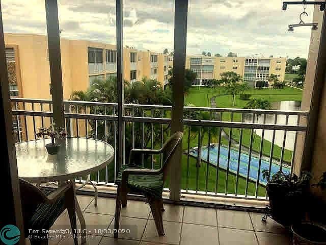 1st image of 206 SE 10th St APT 405