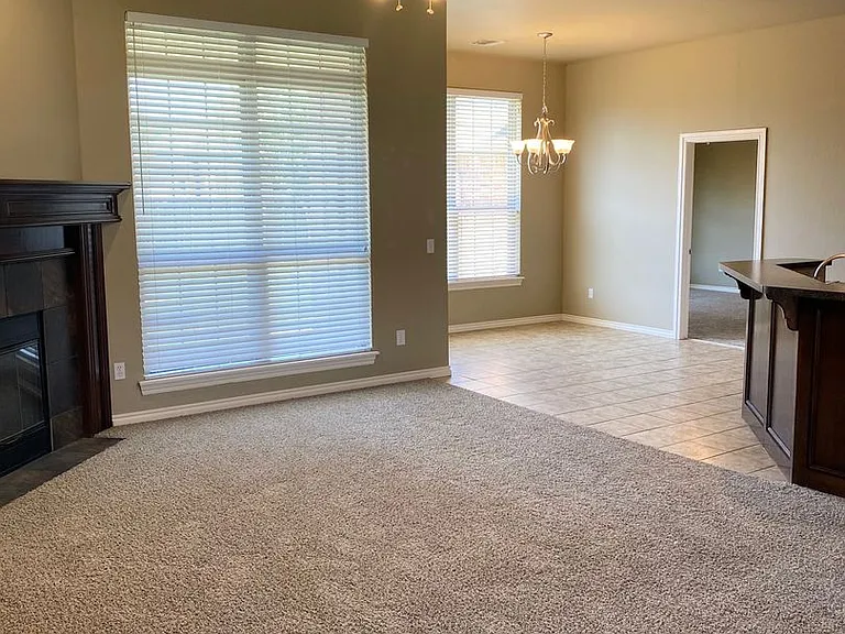 324 Madison Place Dr — Photo 6