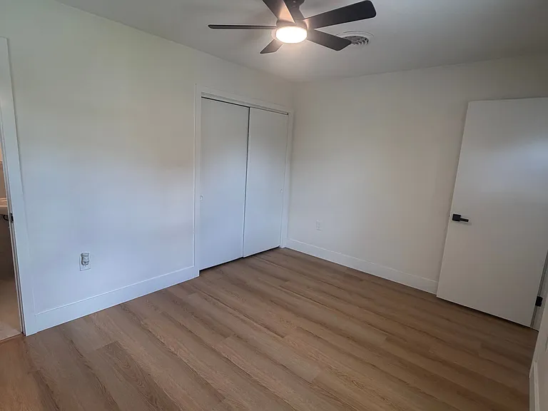 1235 Wilson St — Photo 4