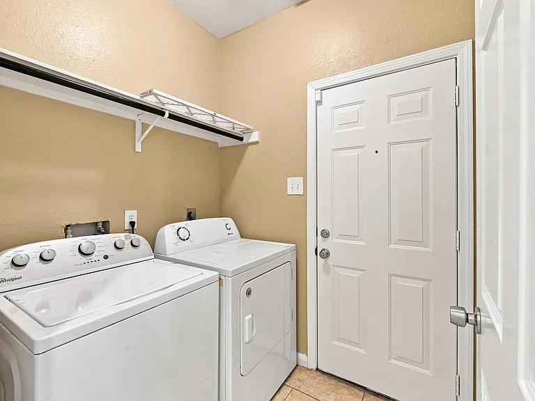 21503 Millhouse Cir — Photo 12