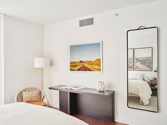 5th image of 555 Fulton St #335