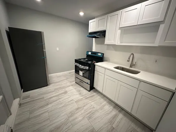 1150 Mary St, Elizabeth, NJ