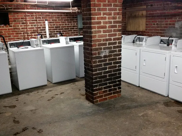 1712 Hampton Blvd #20 — Photo 13