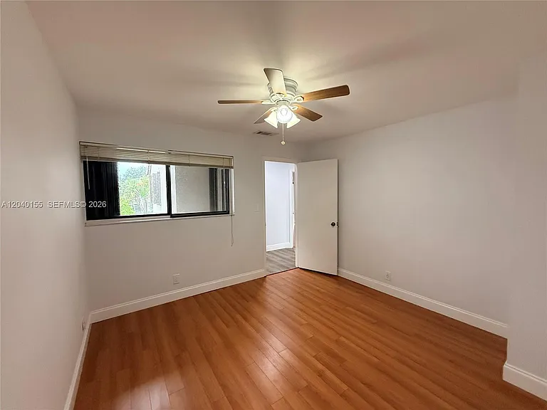 9717 N New River Canal Road 406 #406 — Photo 39