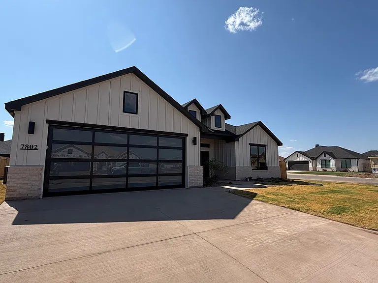 7802 Enderby Ln — Photo 1