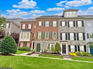 1011 Gaither Rd, Rockville, MD 20850