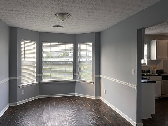 5th image of 1625 Zacharys Way