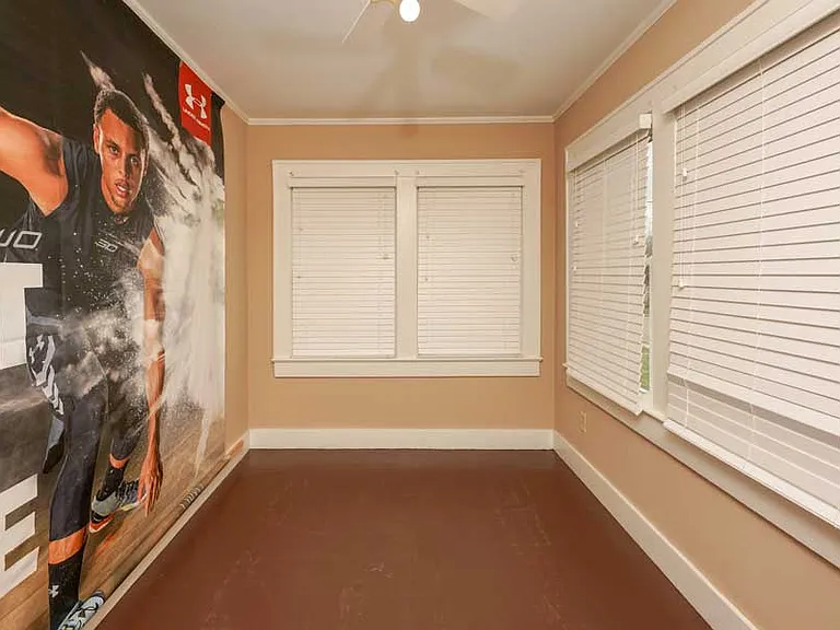 708 Cabell Dr — Photo 5