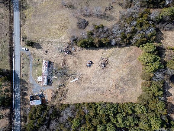 4th image of 4185 Banner Mountain Rd