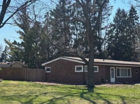 19705 Coral Gables St, Southfield, MI 48076