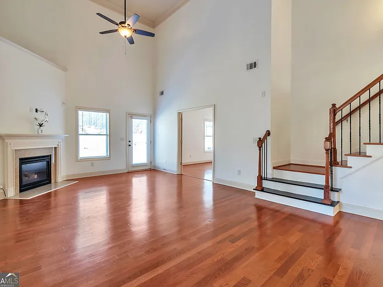 2125 Stancil Park Ln — Photo 3