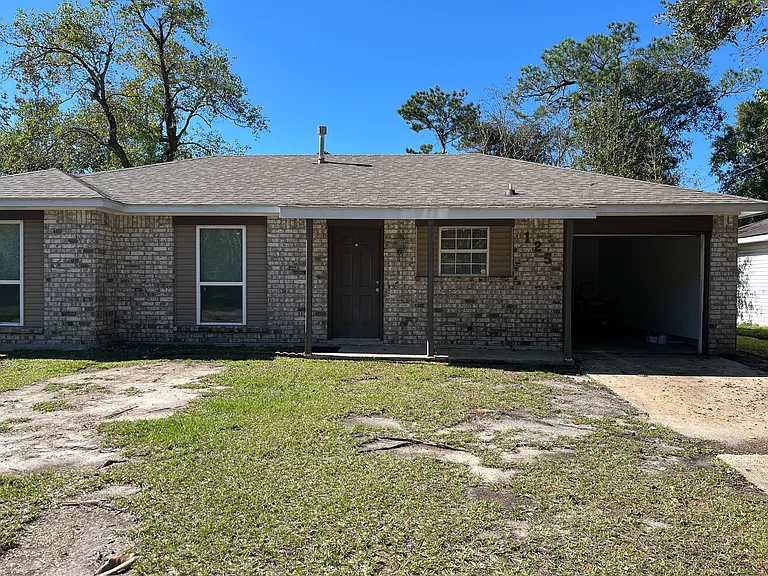 125 Northwood Dr — Photo 1