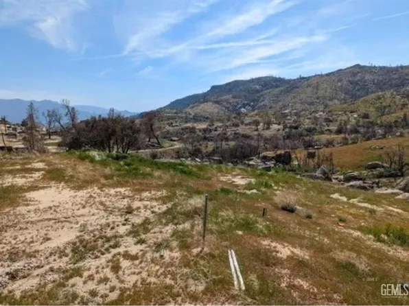 1864 Sawmill Rd, Wofford Heights, CA 93285