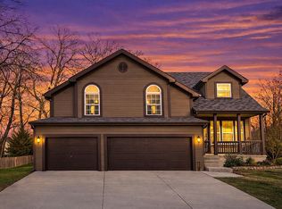 8801 N Kirkwood Ave, Kansas City, MO 64154