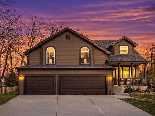 8801 N Kirkwood Ave, Kansas City, MO 64154