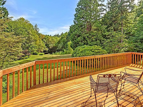 2nd image of 10699 Hart Ln NE