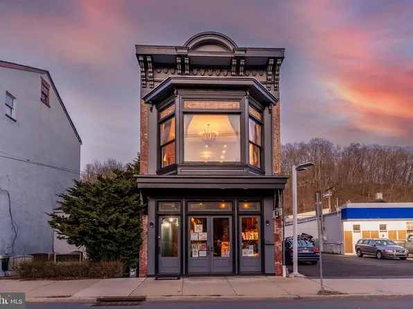 12 N Main St, Lambertville, NJ 08530