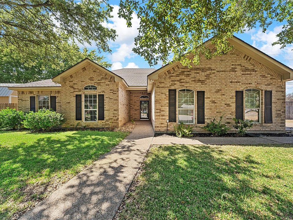 1124 Regina Dr, Hewitt, TX 76643 Zillow