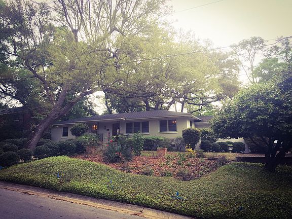 2nd image of 410 Tanglewood Dr