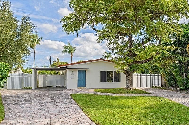 1st image of 332 NW 26th Court